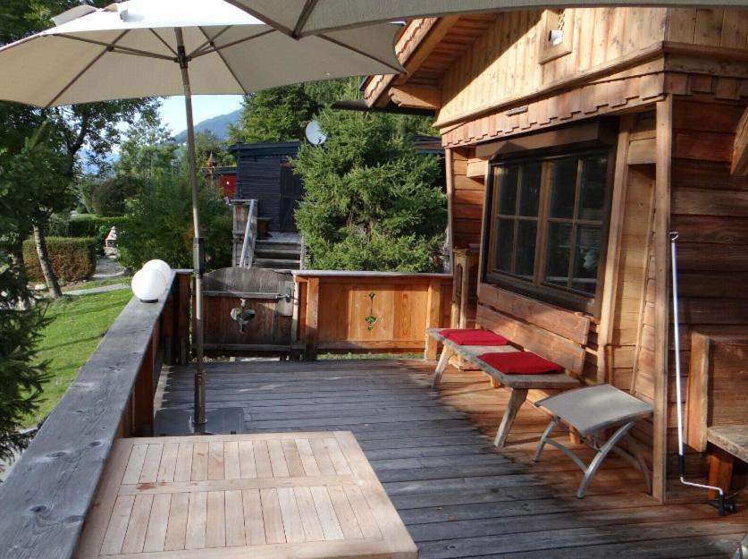 Chalet - Direkt Am 5 Sterne Campingplatz Aufenfeld Im Zillertal Mit Hallenbad Und Sauna Aschau Im Zillertal Exterior photo